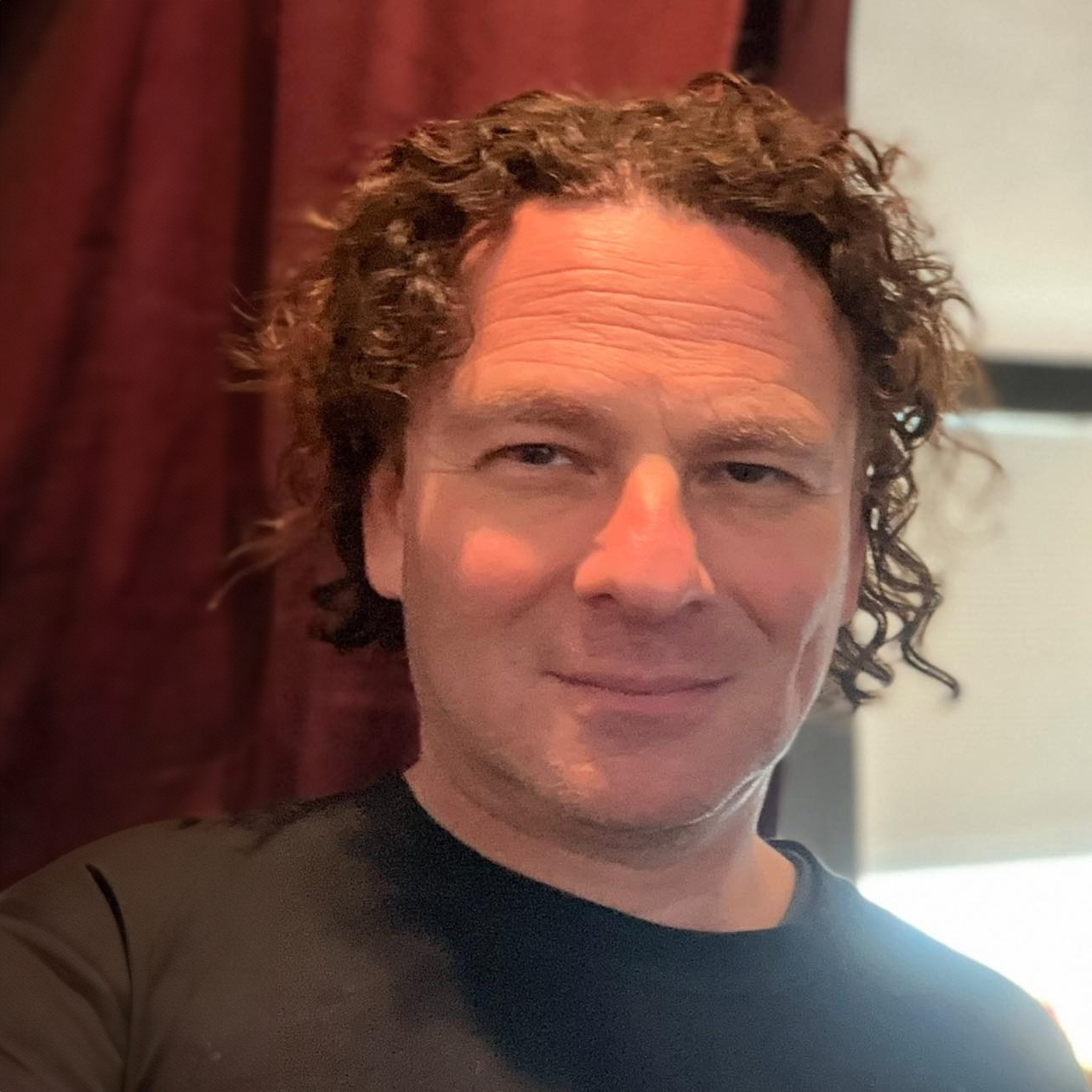 Speaking zeev-profile